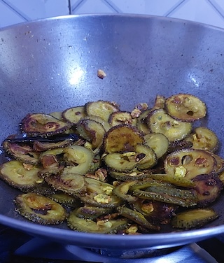 Kakrol ki Recipe - Spiny Gourd Fry, Crispy Delight , final stage.
